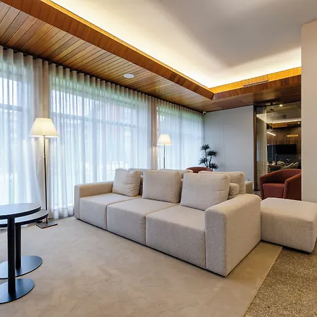 Otel Turim 4*