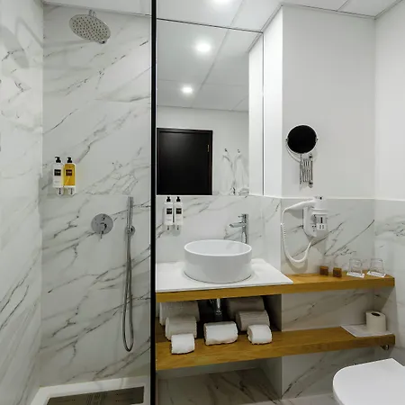 Turim Otel 4*