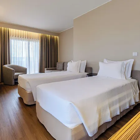 Otel Turim 4*